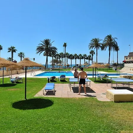 Beachfront With Sea Views Aloha Playa Apartment