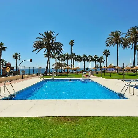 Beachfront With Sea Views Aloha Playa Apartment *